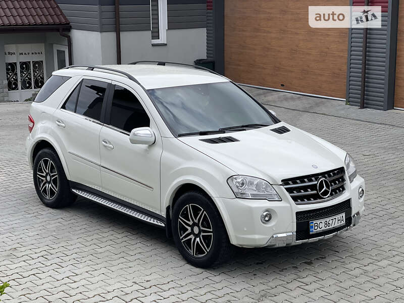 Mercedes-benz M-class (2010)