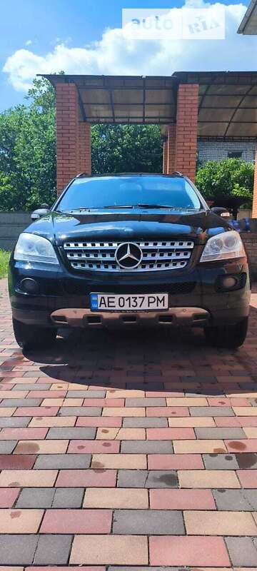 Mercedes-benz M-class (2007)