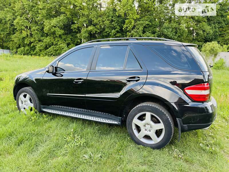 Mercedes-benz M-class (2008)