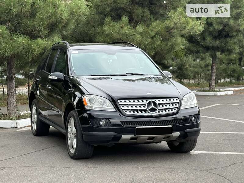 Mercedes-benz M-class (2008)