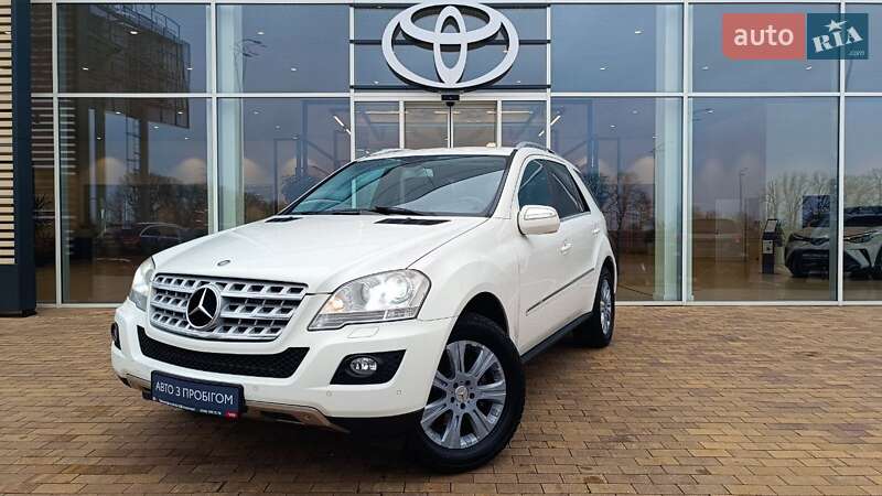 Mercedes-benz M-class (2010)
