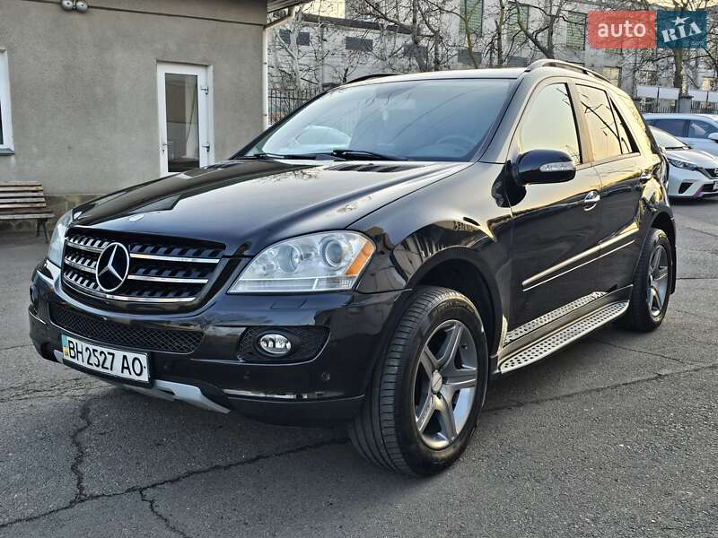 Mercedes-benz M-class (2006)
