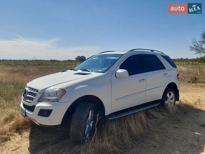 Mercedes-benz M-class (2008)