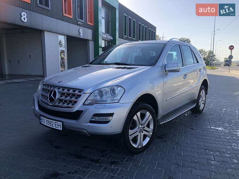 Mercedes-benz M-class (2008)