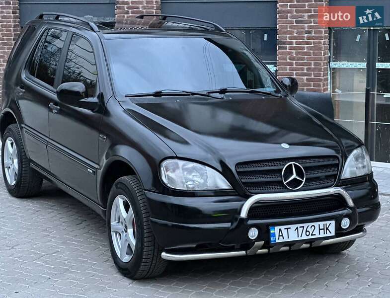 Mercedes-benz M-class (1999)