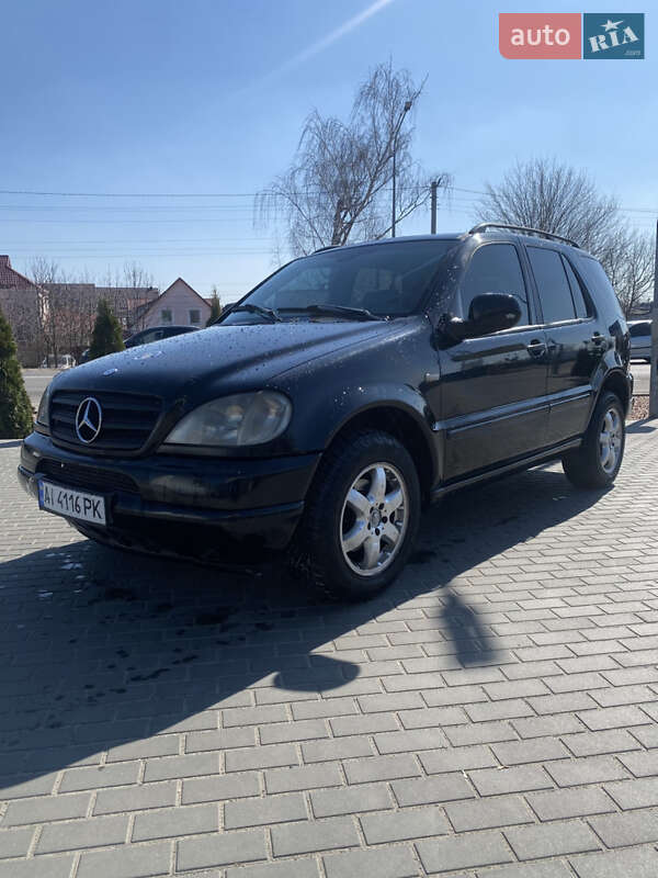 Mercedes-benz M-class (1999)