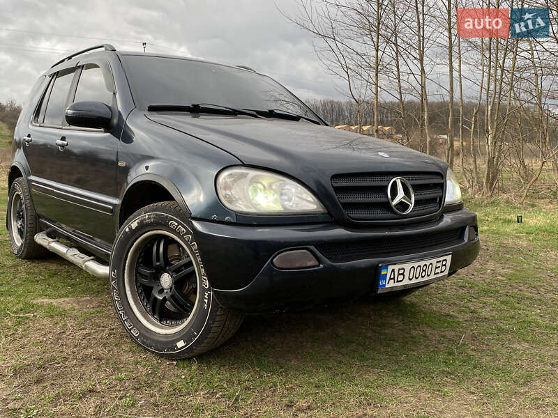 Mercedes-benz M-class (2001)