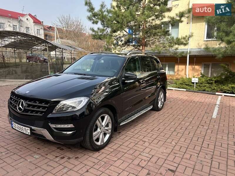 Mercedes-benz M-class (2012)
