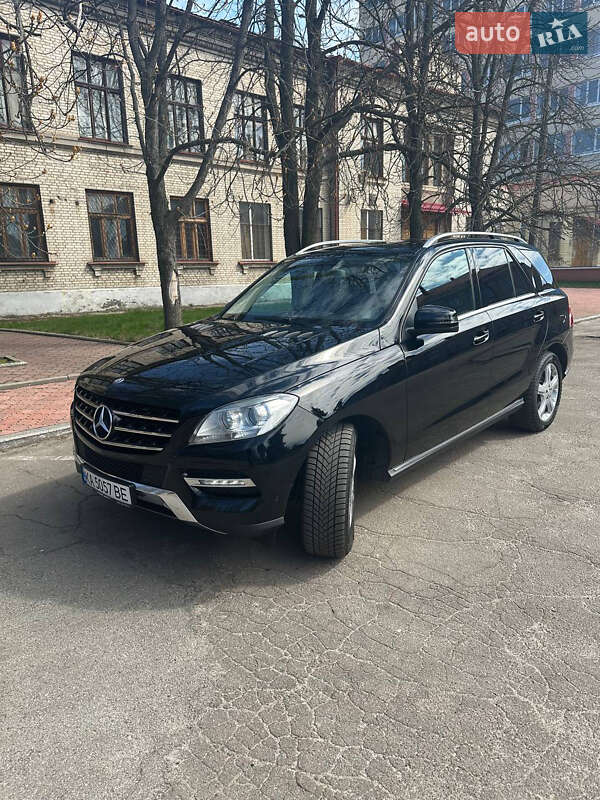 Mercedes-benz M-class (2012)