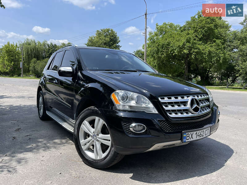 Mercedes-benz M-class (2010)