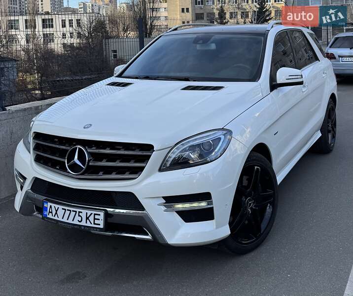 Mercedes-benz M-class (2012)