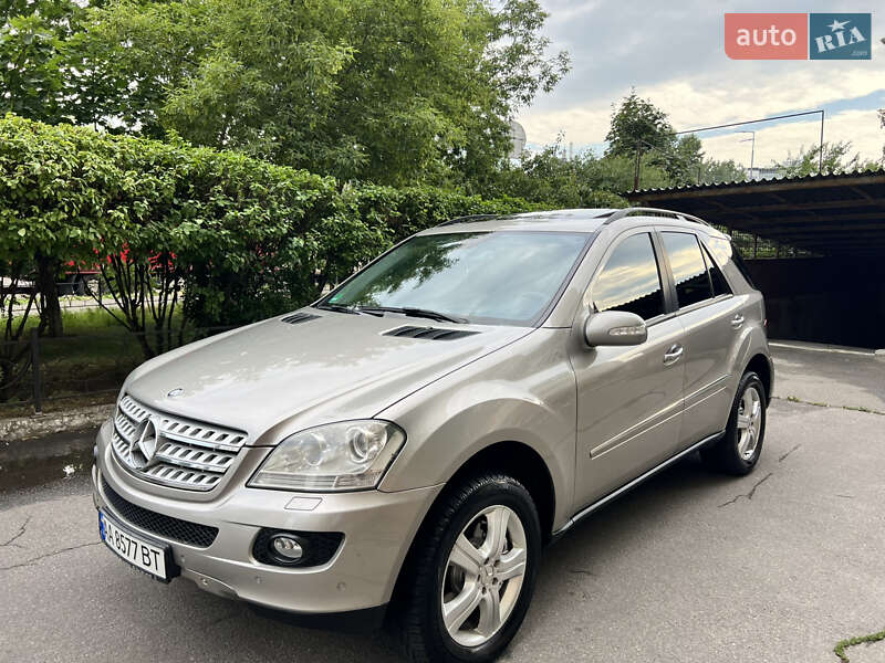 Mercedes-benz M-class (2006)