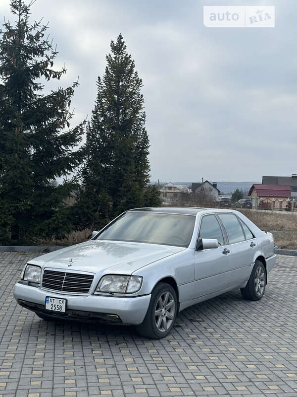 Mercedes-benz S-class (1993)