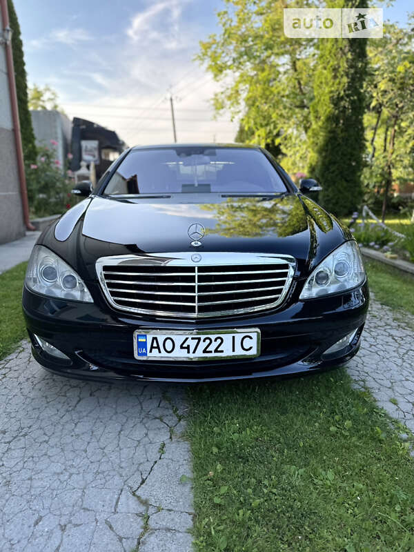 Mercedes-benz S 320 cdi (2008)