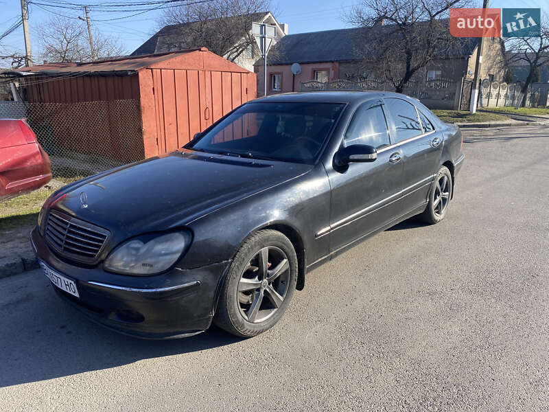 Mercedes-benz S-class (1999)