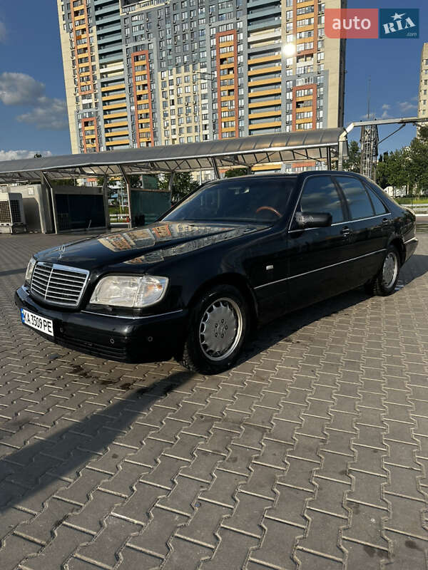 Mercedes-benz S-class (1999)