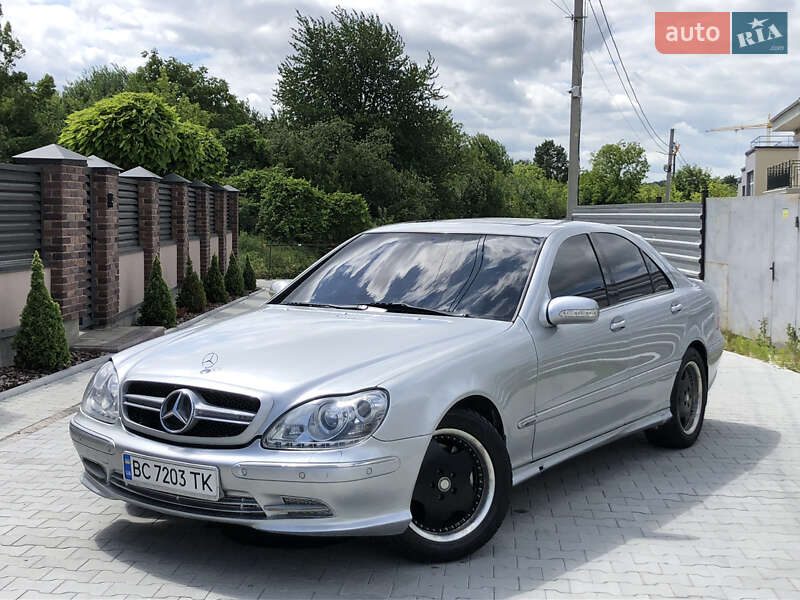 Mercedes-benz S-class (2000)