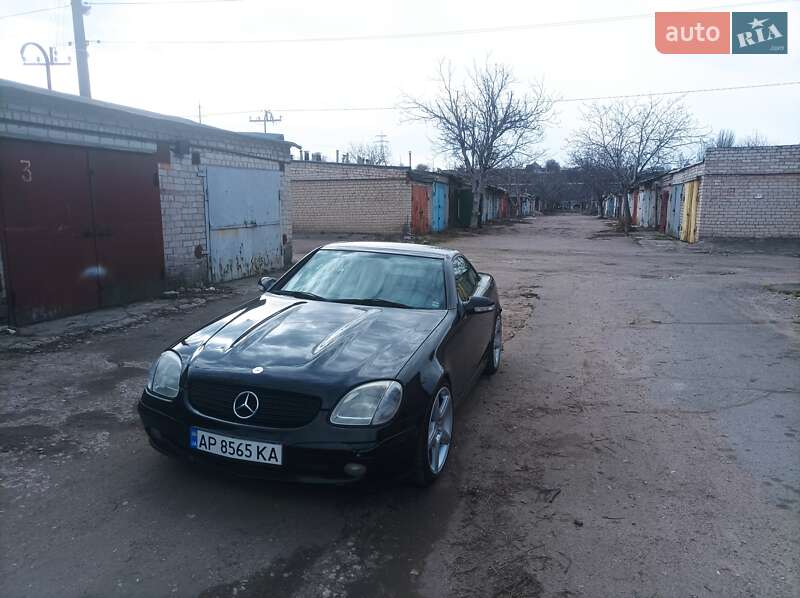 Mercedes-benz Slk-class (2001)