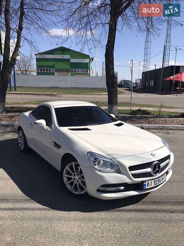 Mercedes-benz Slk-class (2011)