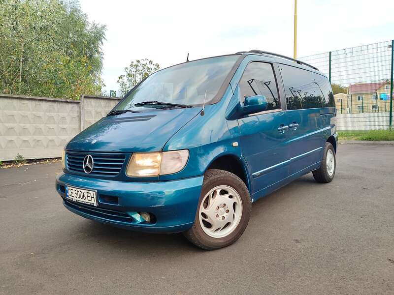 Mercedes-benz V 220 d (2000)