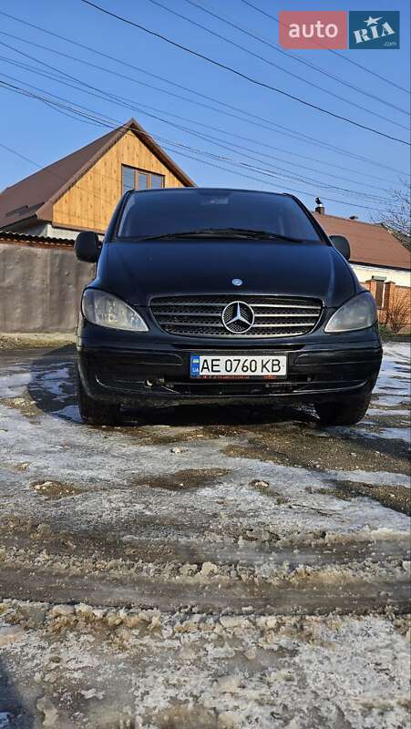 Mercedes-benz Vito (2004)