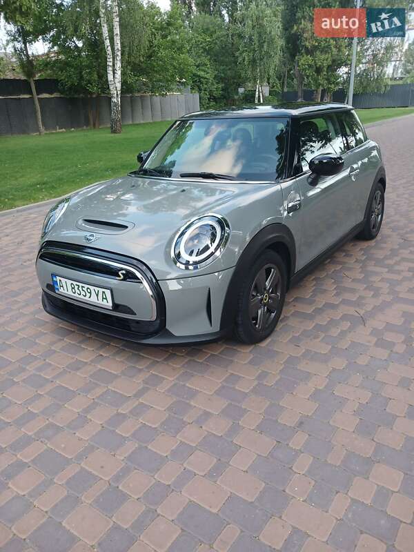 Mini Cooper (2022)