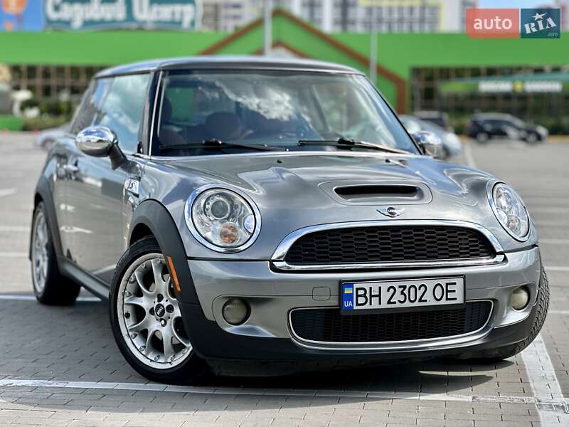 Mini Cooper (2009)