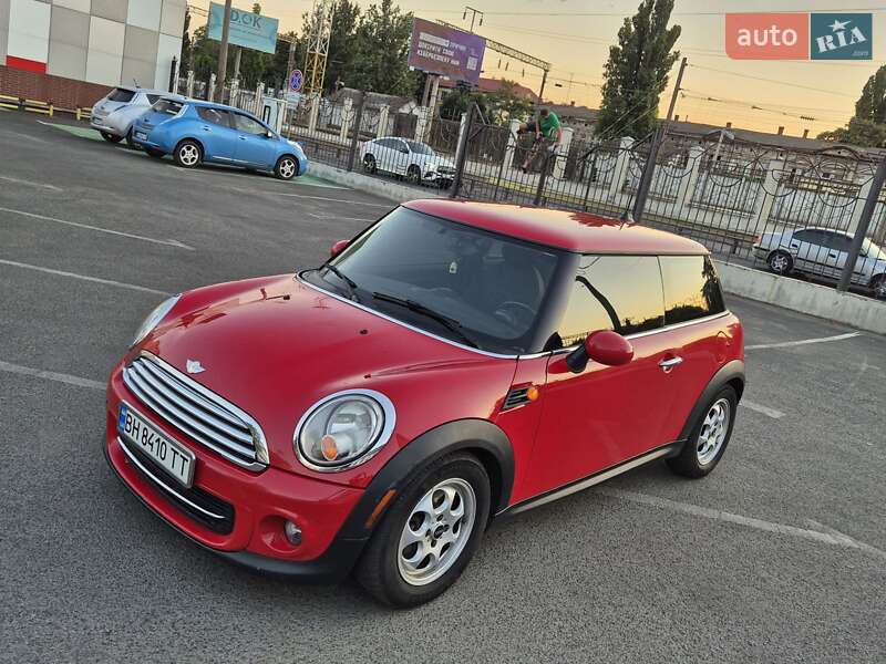 Mini Cooper (2013)