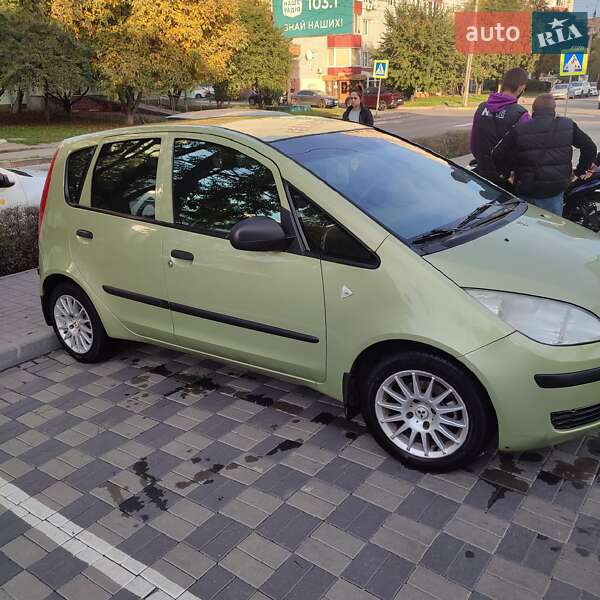 Mitsubishi Colt (2005)