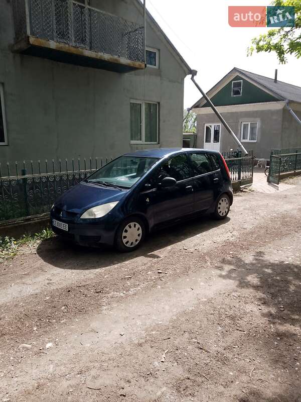 Mitsubishi Colt (2004)
