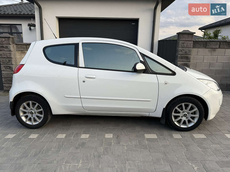 Mitsubishi Colt (2008)