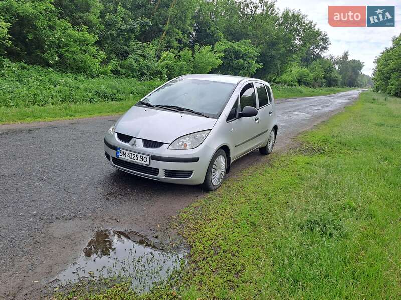 Mitsubishi Colt (2008)