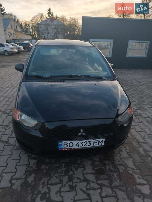 Mitsubishi Colt (2009)