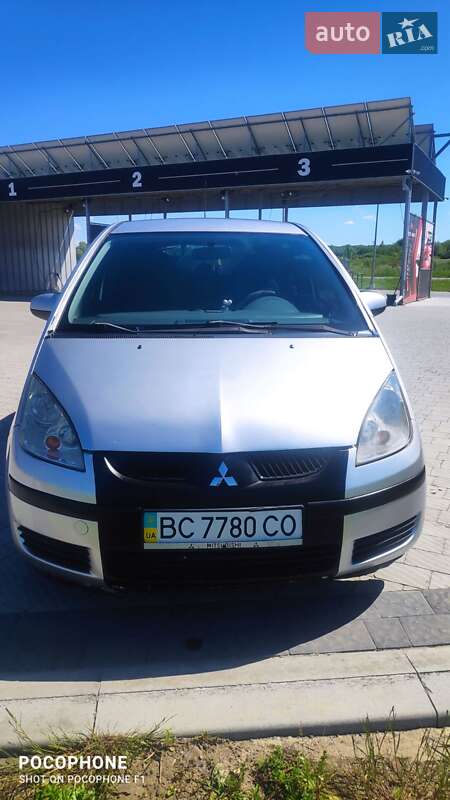 Mitsubishi Colt (2006)