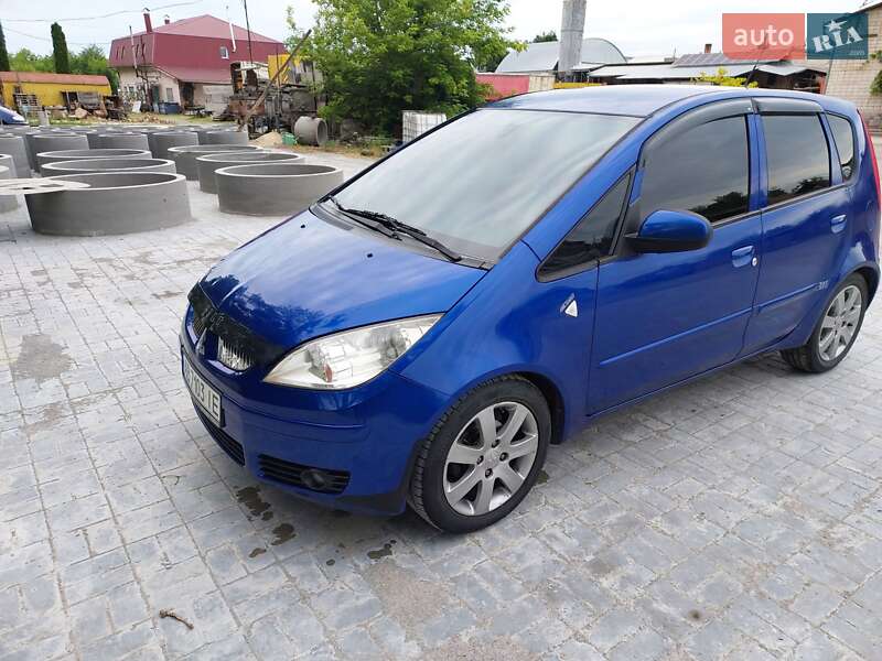 Mitsubishi Colt (2006)