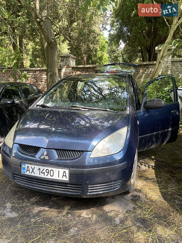 Mitsubishi Colt (2005)