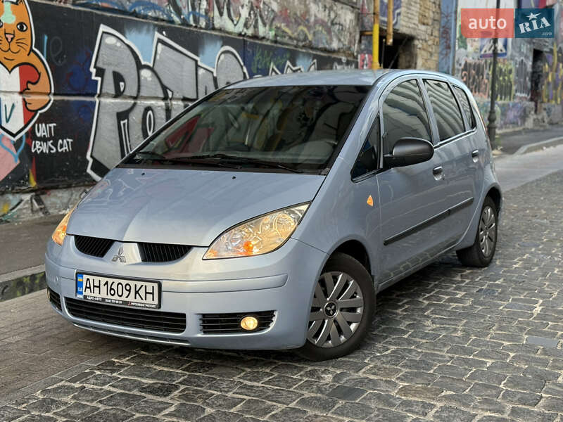 Mitsubishi Colt (2005)
