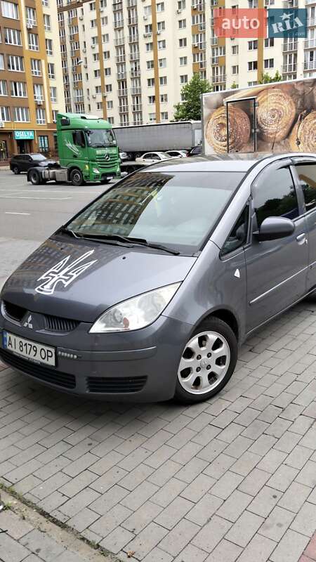 Mitsubishi Colt (2006)