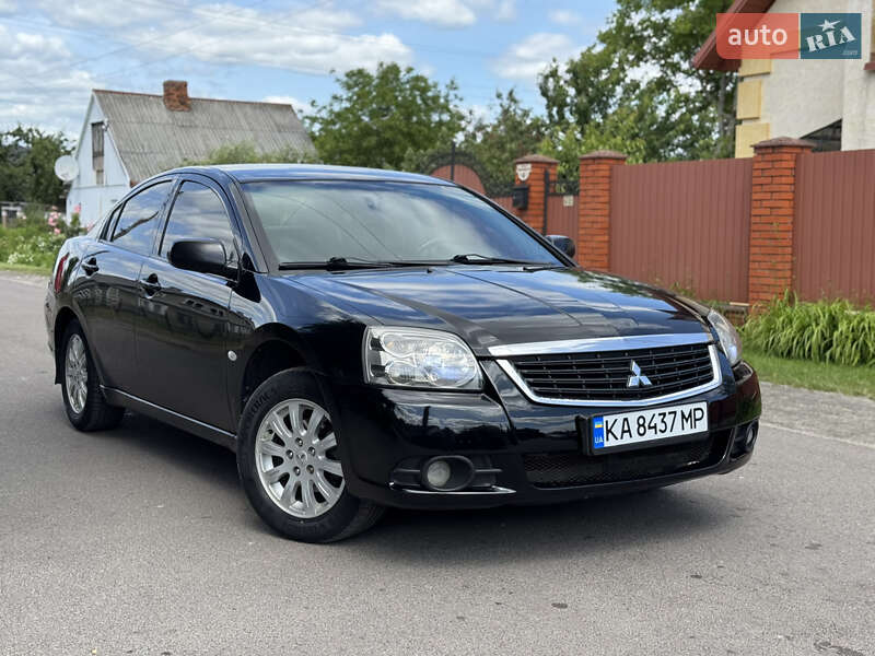 Mitsubishi Galant (2009)