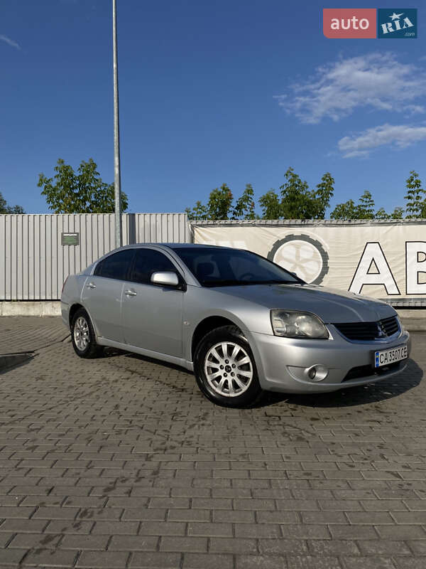 Mitsubishi Galant (2006)