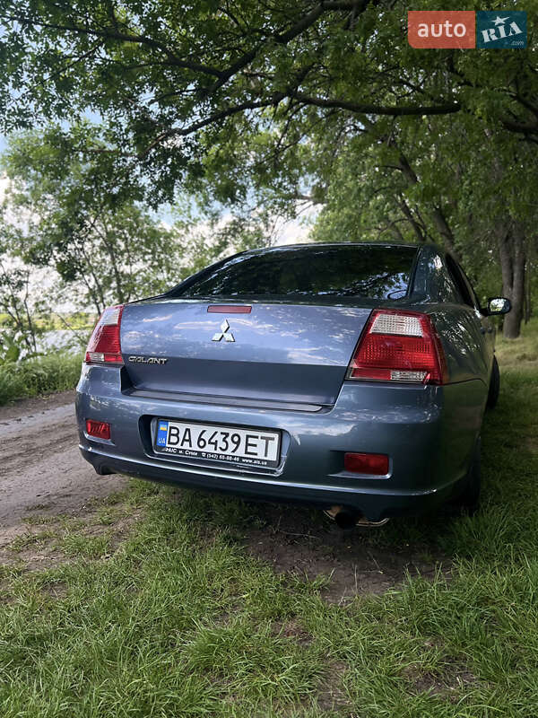Mitsubishi Galant (2006)