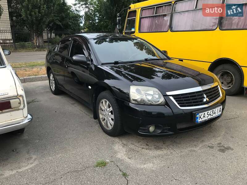 Mitsubishi Galant (2008)