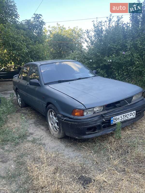 Mitsubishi Galant (1991)