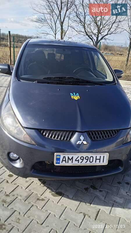 Mitsubishi Grandis (2006)
