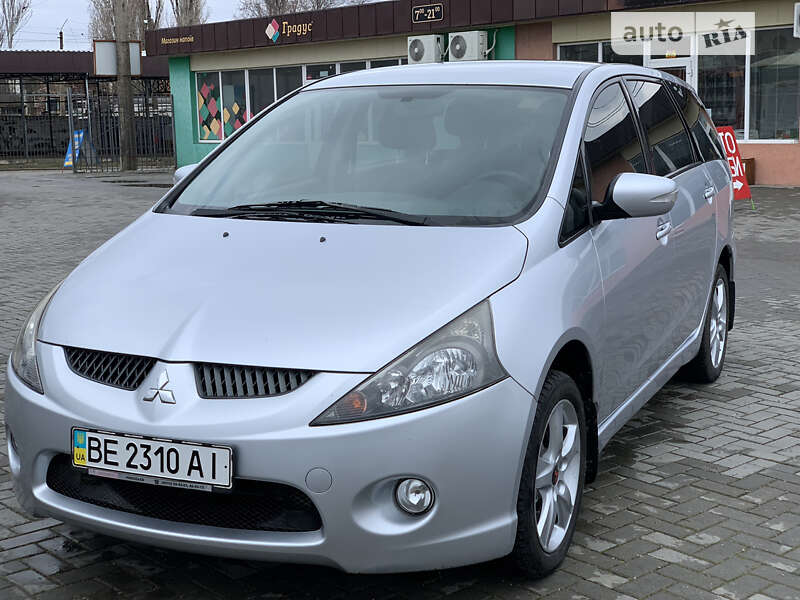 Mitsubishi Grandis (2007)