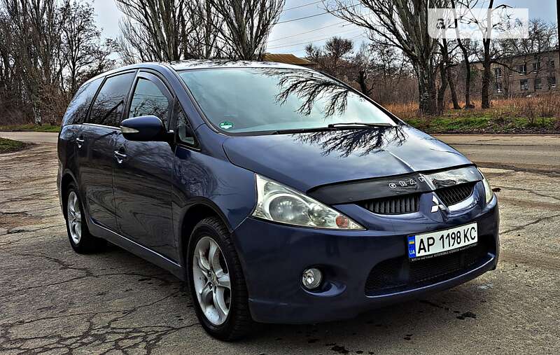 Mitsubishi Grandis (2005)