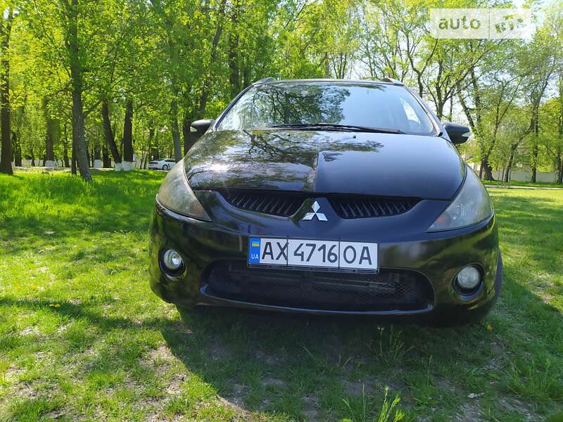 Mitsubishi Grandis (2007)