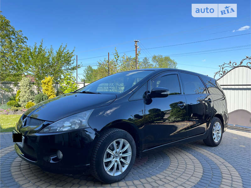 Mitsubishi Grandis (2006)