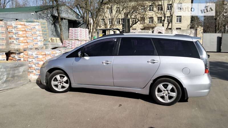 Mitsubishi Grandis (2008)