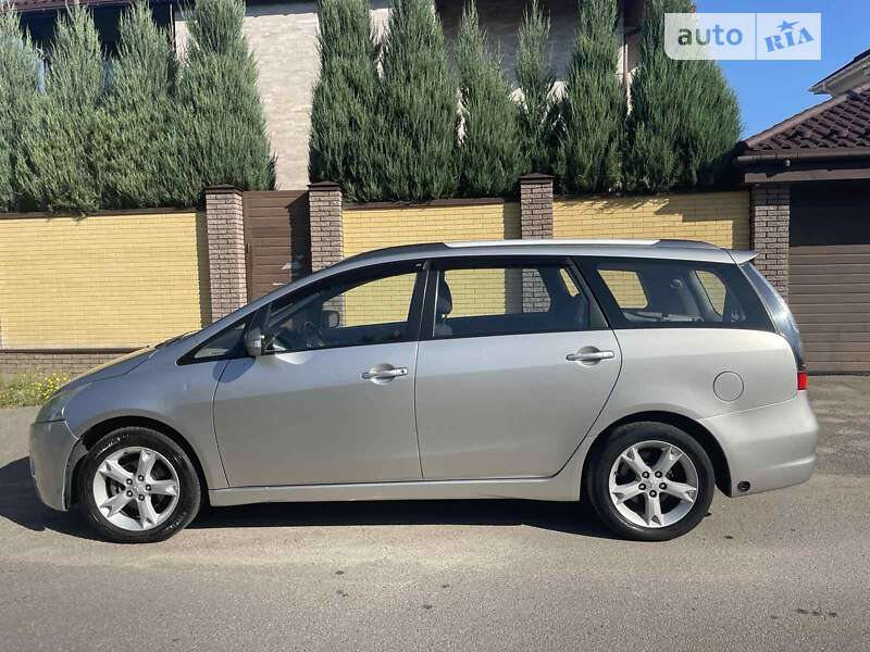 Mitsubishi Grandis (2008)